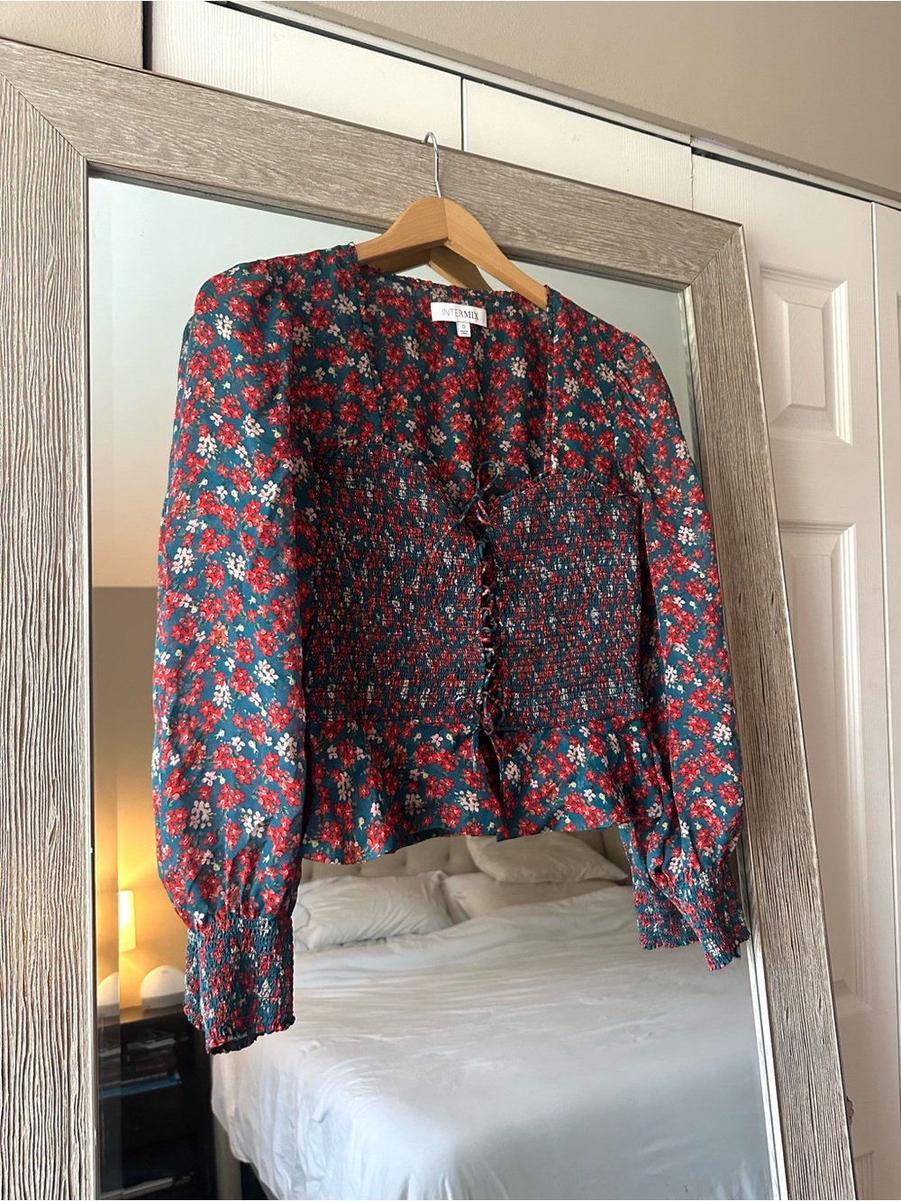 INTERMIX Blue Floral 100% Silk Smocked Lace-Up Puff Sleeve Blouse Size 0 XS